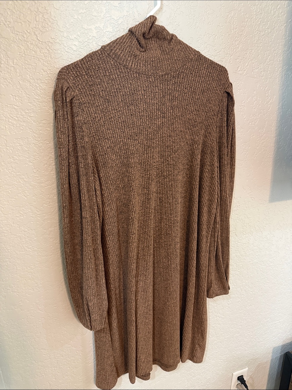 Ribbed Turtleneck Long-Sleeve Dress in Brown